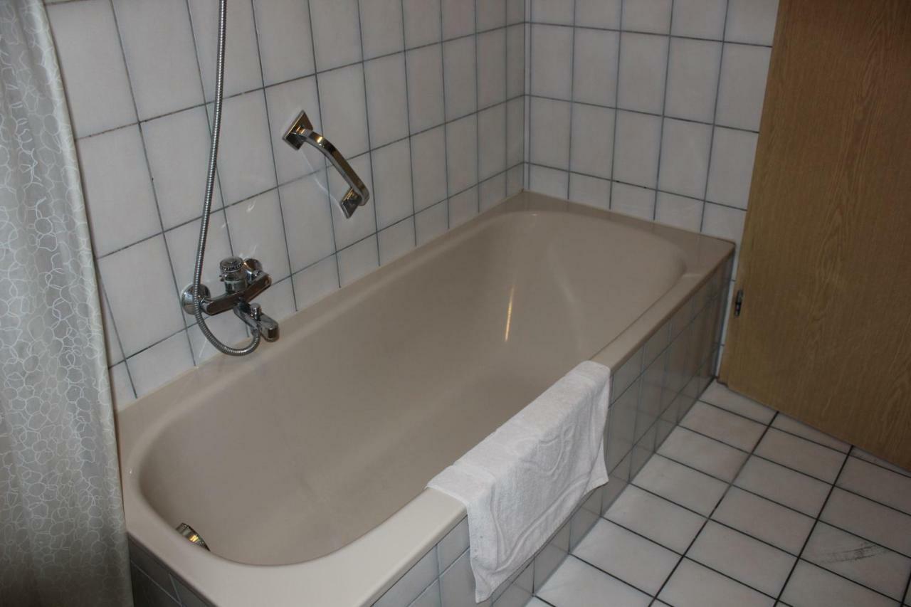 Ferienwohnungen Goldbach 1. Stock Regensburg Exteriör bild